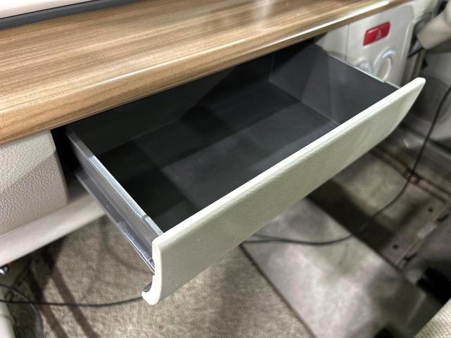 アルトラパン S 純正ナビ セーフティサポート シートヒーター 禁煙車 スマートキー HIDヘッド オートライト Bluetooth CD DVD再生 フルセグ(50枚目)