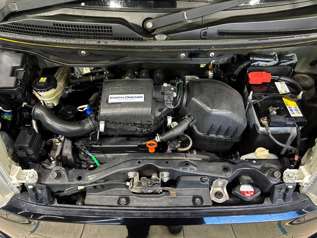 Ｎ－ＢＯＸ Ｇ・Ｌパッケージ　電動スライドドア　ＳＤナビ　バックカメラ　禁煙車　スマートキー　ＥＴＣ　オートエアコン　ＣＤ　ＤＶＤ再生　フルセグ　ロールシェード　電動格納ミラー　ドアバイザー　ベンチシート（18枚目）