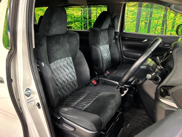 アルファード ２．５Ｓ　後席モニター　両側電動ドア　純正ＳＤナビ　バックカメラ　１００Ｖ電源　衝突被害軽減システム　禁煙車　ドラレコ　コーナーセンサー　スマートキー　ＬＥＤヘッド　ビルトインＥＴＣ　クルコン（8枚目）