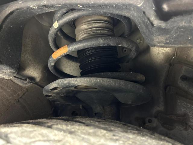 アルファード ２．５Ｓ　後席モニター　両側電動ドア　純正ＳＤナビ　バックカメラ　１００Ｖ電源　衝突被害軽減システム　禁煙車　ドラレコ　コーナーセンサー　スマートキー　ＬＥＤヘッド　ビルトインＥＴＣ　クルコン（21枚目）