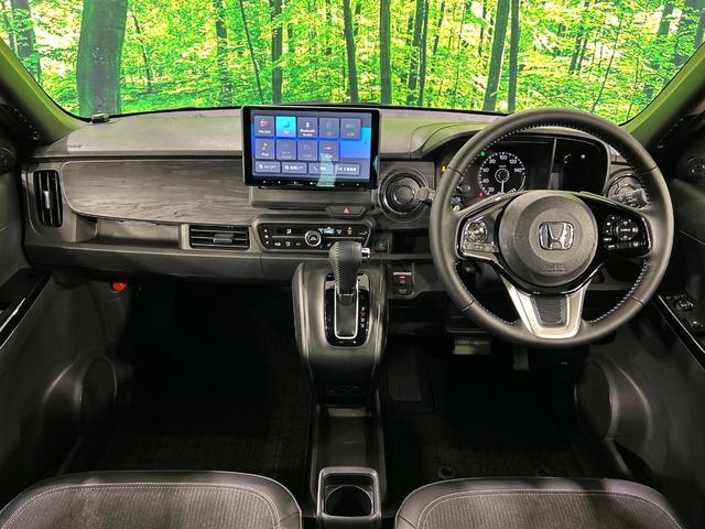 N-ONE プレミアム ツアラー 純正SDナビ バックカメラ 衝突被害軽減システム 禁煙車 ハーフレザーシート コーナーセンサー スマートキー LEDヘッド 純正15インチアルミ 車線逸脱警報 オートライト オートエアコン(2枚目)