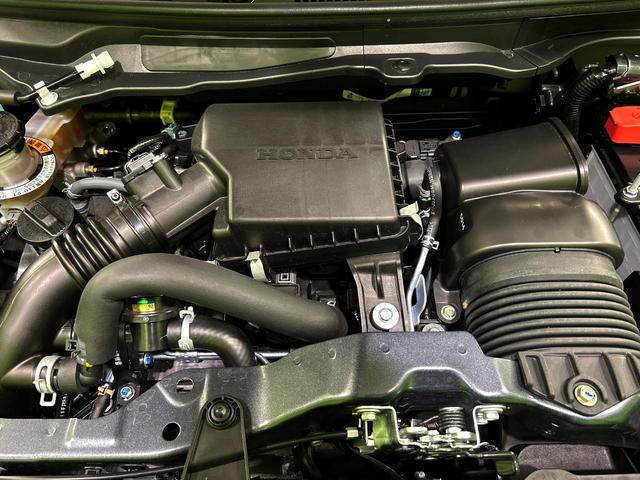 N-ONE プレミアム ツアラー 純正SDナビ バックカメラ 衝突被害軽減システム 禁煙車 ハーフレザーシート コーナーセンサー スマートキー LEDヘッド 純正15インチアルミ 車線逸脱警報 オートライト オートエアコン(18枚目)