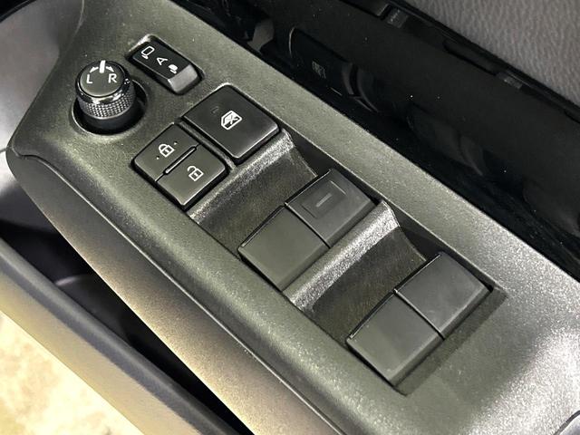 アクア G 純正8型ディスプレイ バックカメラ セーフティセンス レーダークルーズ 100V電源 禁煙車 シートヒーター ステアリングヒーター LEDヘッド ETC オートハイビーム オートライト オートエアコン(40枚目)