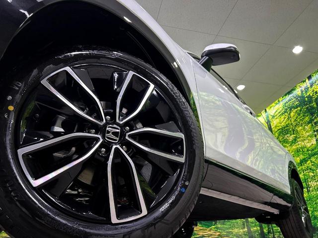 ヴェゼル e:HEV Z 登録済未使用車 全周囲カメラ 衝突被害軽減システム 電動リアゲート ハーフレザーシート 登録済未使用車 全周囲カメラ 衝突被害軽減システム 電動リアゲート ハーフレザーシート コーナーセンサー(13枚目)