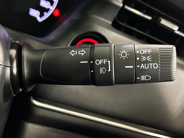 ヴェゼル e:HEV Z 登録済未使用車 全周囲カメラ 衝突被害軽減システム 電動リアゲート ハーフレザーシート 登録済未使用車 全周囲カメラ 衝突被害軽減システム 電動リアゲート ハーフレザーシート コーナーセンサー(54枚目)