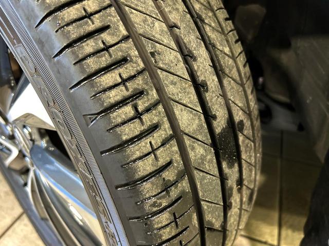 ヴォクシー ハイブリッドS-Z 両側電動ドア 後席モニター 全周囲カメラ 100V電源 衝突被害軽減システム レーダークルーズ 電動リアゲート ハーフレザーシート ドラレコ コーナーセンサー スマートキー(35枚目)