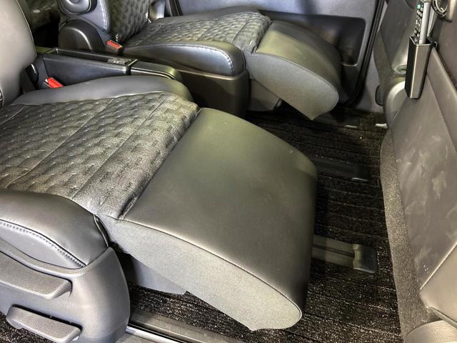 ヴォクシー ハイブリッドS-Z 両側電動ドア 後席モニター 全周囲カメラ 100V電源 衝突被害軽減システム レーダークルーズ 電動リアゲート ハーフレザーシート ドラレコ コーナーセンサー スマートキー(41枚目)
