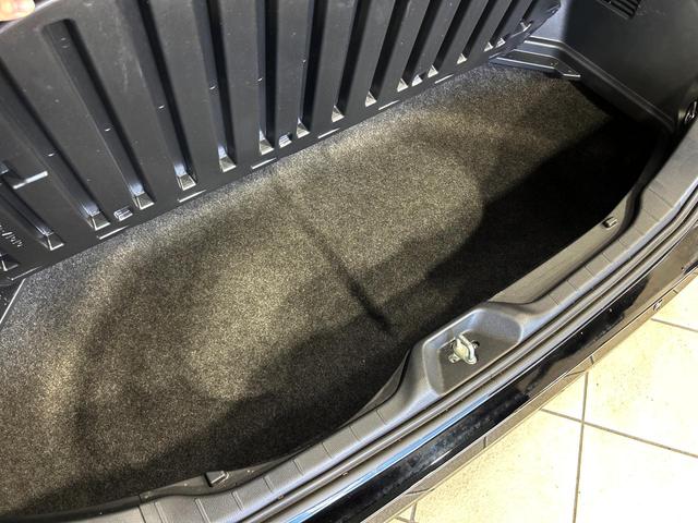 ヴォクシー ハイブリッドS-Z 両側電動ドア 後席モニター 全周囲カメラ 100V電源 衝突被害軽減システム レーダークルーズ 電動リアゲート ハーフレザーシート ドラレコ コーナーセンサー スマートキー(69枚目)