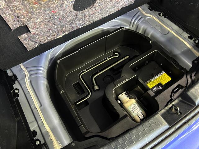 アクア Gブラックソフトレザーセレクション アルパイン8インチナビ バックカメラ プリクラッシュセーフティ クルーズコントロール 禁煙車 シートヒーター ETC オートライト オートエアコン Bluetooth DVD再生 フルセグ(44枚目)