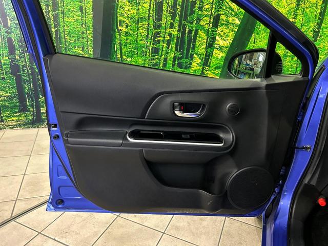 アクア Gブラックソフトレザーセレクション アルパイン8インチナビ バックカメラ プリクラッシュセーフティ クルーズコントロール 禁煙車 シートヒーター ETC オートライト オートエアコン Bluetooth DVD再生 フルセグ(53枚目)