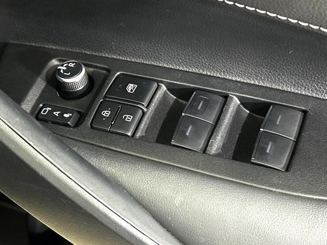 カローラスポーツ ハイブリッドG スタイルパッケージ 純正10.5型ディスプレイオーディオ バックカメラ レーダークルーズ ハーフレザーシート シートヒーター LEDヘッド オートハイビーム ETC2.0 純正16インチアルミ スマートキー(43枚目)