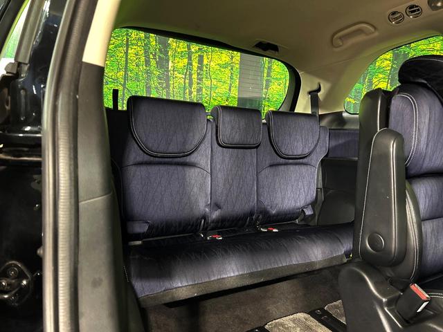 オデッセイ アブソルート・２０ｔｈアニバーサリー　メーカーナビ　全周囲カメラ　両側電動ドア　衝突被害軽減システム　レーダークルーズ　禁煙車　ハーフレザーシート　パワーシート　ドラレコ　コーナーセンサー　スマートキー　ＬＥＤヘッド　ＥＴＣ（10枚目）