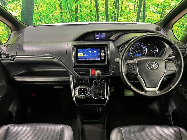 エスクァイア Gi ナビゲーション 後席モニター 両側電動スライドドア バックカメラ 禁煙車 LEDヘッド ETC クルーズコントロール オートハイビーム オートライト 踏み間違い防止付きクリアランスソナー 7人乗り(2枚目)