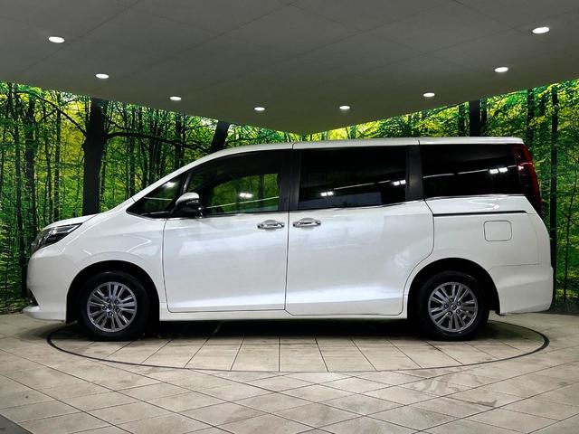 エスクァイア Gi ナビゲーション 後席モニター 両側電動スライドドア バックカメラ 禁煙車 LEDヘッド ETC クルーズコントロール オートハイビーム オートライト 踏み間違い防止付きクリアランスソナー 7人乗り(29枚目)