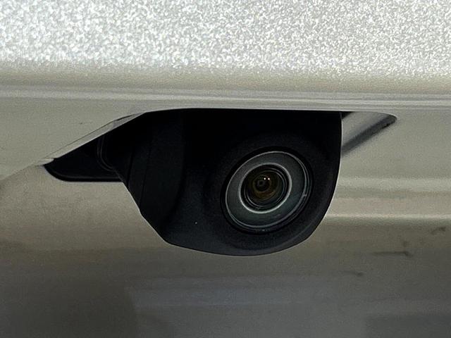 プリウス Ｓ　純正ナビ　バックカメラ　セーフティセンス　レーダークルーズ　禁煙車　ＬＥＤヘッド　ＥＴＣ　オートハイビーム　オートライト　スマートキー　アイドリングストップ　プライバシーガラス（32枚目）