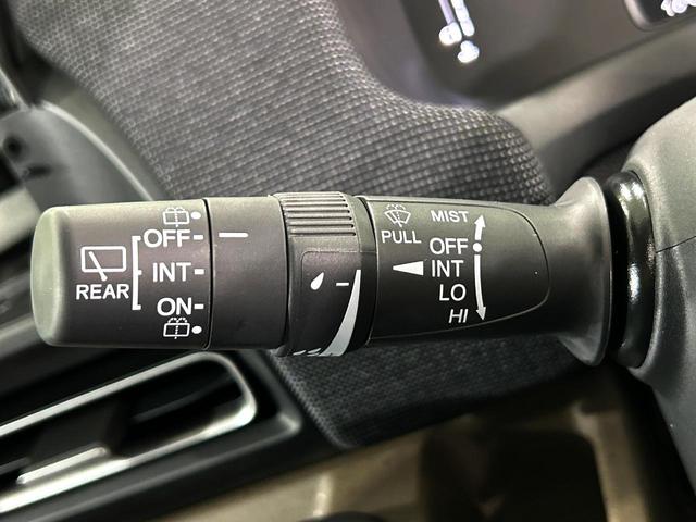 フリード エアー　ＥＸ　登録済未使用車　ホンダセンシング　アダプティブクルーズコントロール　両側電動スライドドア　ブラインドスポットモニター　シートヒーター　ＬＥＤヘッド　純正１５インチアルミ　オートハイビーム　オートライト（51枚目）