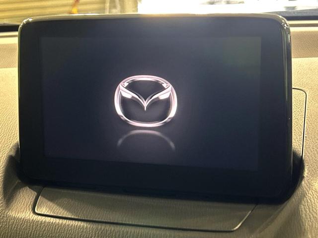 デミオ ＸＤツーリング　マツダコネクトナビ　全周囲カメラ　衝突被害軽減システム　レーダークルーズ　禁煙車　ブラインドスポットモニター　ヘッドアップディスプレイ　シートヒーター　ＬＥＤヘッド　ＥＴＣ　オートハイビーム（3枚目）