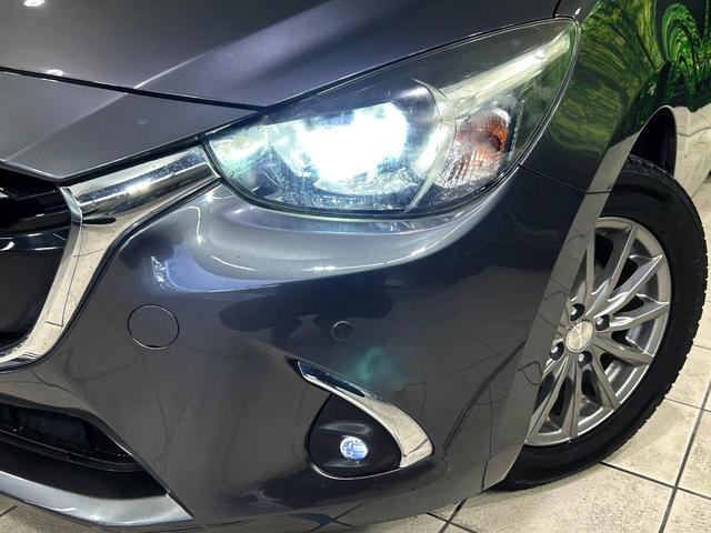 デミオ ＸＤツーリング　マツダコネクトナビ　全周囲カメラ　衝突被害軽減システム　レーダークルーズ　禁煙車　ブラインドスポットモニター　ヘッドアップディスプレイ　シートヒーター　ＬＥＤヘッド　ＥＴＣ　オートハイビーム（12枚目）