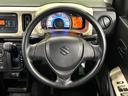 ステアリングも使用感が少なく、きれいな状態となっております♪