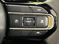 �ڥ����ץƥ��֥��롼������ȥ�����۹�®ƻϩ�Ǥ�Ĺ��Υ���Ԥ��ڤˡ�����ư��®�٤��ݤĥ��롼������ȥ����뤬�����ͷڸ������ƥ��Ϣ�Ȥ��������μ�ξ���Τ��Ƽִ֤��ݤĤ褦��®��Ĵ�ᤷ�Ƥ���ޤ����� 6