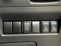 ��ξ¦�ѥ���饤�ɥɥ��ۥ��ޡ��ȥ����䱿ž�ʤΥ����å��Ǹ���ξ¦���饤�ɥɥ��γ��Ĥ���ǽ����ư�������Ϥ�����ƥɥ��򳫤���ɬ�פ�̵���������ʤ����ͤǤ��ñ�˳����Ĥ�Ǥ���Ŭ�Ǥ��� 3