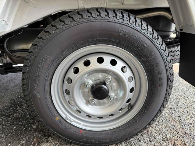 ハイゼットトラック スタンダード　ＳＴＤ　４ＷＤ　ＣＶＴ　衝突被害軽減システム　クリアランスソナー　アイドリングストップ　オートライト　ＡＢＳ　ＥＳＣ　エアコン　パワーステアリング　運転席エアバッグ　記録簿（22枚目）