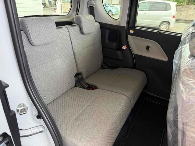 タント Ｘ　バックカメラ　両側スライド・片側電動　クリアランスソナー　衝突被害軽減システム　オートライト　ＬＥＤヘッドランプ　スマートキー　アイドリングストップ　電動格納ミラー　シートヒーター　ベンチシート（26枚目）