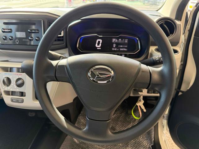 ミライース Ｘ　ＳＡＩＩＩ　クリアランスソナー　衝突被害軽減システム　オートマチックハイビーム　ＬＥＤヘッドランプ　キーレスエントリー　アイドリングストップ　電動格納ミラー　ＣＶＴ　盗難防止システム　ＡＢＳ　ＥＳＣ　ＣＤ（3枚目）