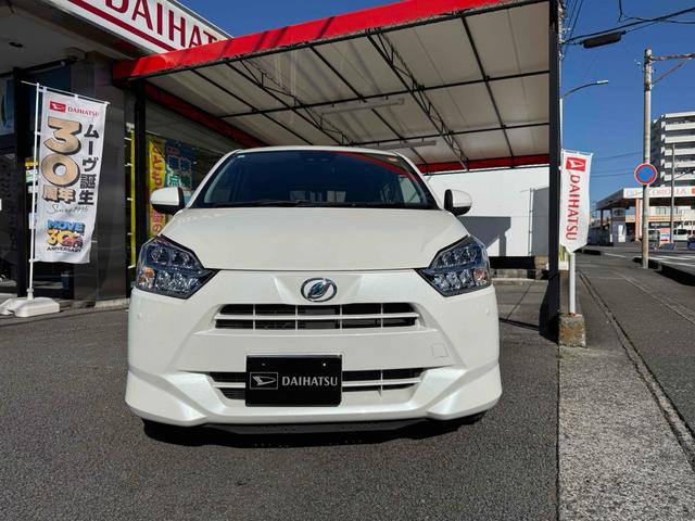 ミライース Ｘ　ＳＡＩＩＩ　クリアランスソナー　衝突被害軽減システム　オートマチックハイビーム　ＬＥＤヘッドランプ　キーレスエントリー　アイドリングストップ　電動格納ミラー　ＣＶＴ　盗難防止システム　ＡＢＳ　ＥＳＣ　ＣＤ（12枚目）