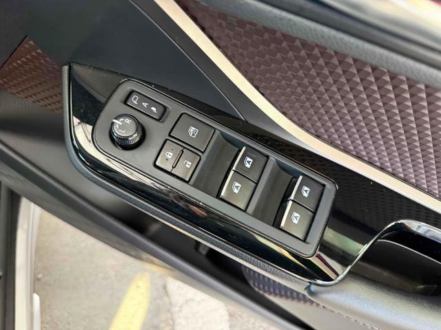 C-HR G ドライブレコーダー バックカメラ クリアランスソナー オートクルーズコントロール レーンアシスト 衝突被害軽減システム エアロ ナビ TV オートマチックハイビーム アルミホイール スマートキー(10枚目)