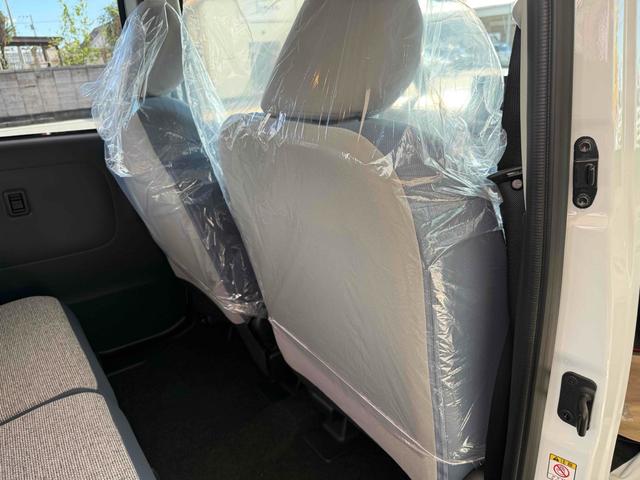 ムーヴキャンバス ストライプスＸ　９インチスマホ連携ディスプレイオーディオ　バックカメラ　両側電動スライドドア　ＴＶ　クリアランスソナー　衝突被害軽減システム　スマートキー　アイドリングストップ　電動格納ミラー　ベンチシート　ＣＶＴ　盗難防止システム　ＡＢＳ　ＥＳＣ　ＵＳＢ（40枚目）