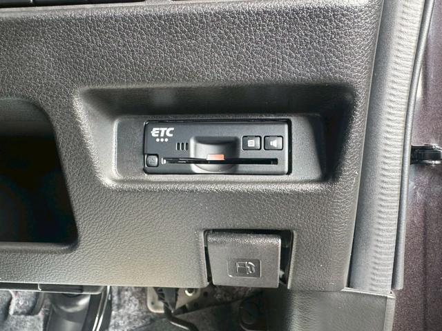 スペーシア ハイブリッドＸ　両側電動スライドドア　ナビＴＶ　バックカメラ　ドライブレコーダー　ＥＴＣ　クリアランスソナー　レーンアシスト　衝突被害軽減システム　リアサーキュレーター　シートヒーター　修復歴無　第三者機関検査済（16枚目）