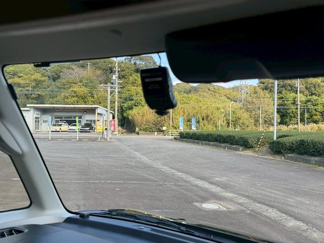 スペーシア ハイブリッドＸ　両側電動スライドドア　ナビＴＶ　バックカメラ　ドライブレコーダー　ＥＴＣ　クリアランスソナー　レーンアシスト　衝突被害軽減システム　リアサーキュレーター　シートヒーター　修復歴無　第三者機関検査済（17枚目）