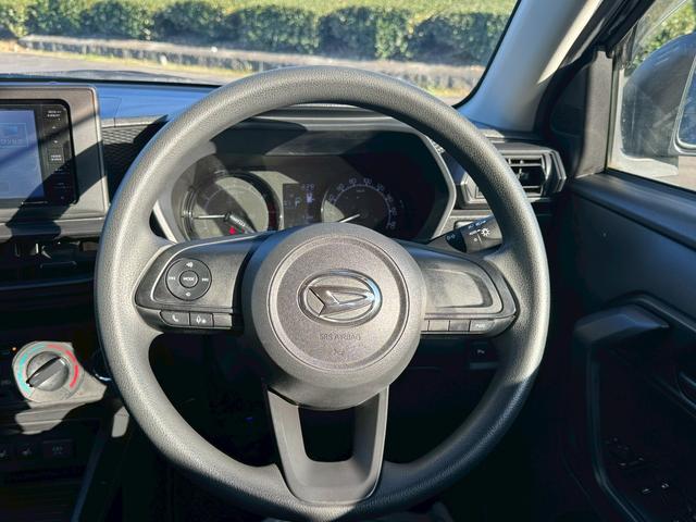 ロッキー Ｌ　ナビＴＶ　バックカメラ　衝突軽減システム　ＥＴＣ　クリアランスソナー　　シートヒーター　オートライト　スマートキー　電動格納ミラー　シートヒーター　新車保証書取説　修復歴無　第三者機関検査済（8枚目）