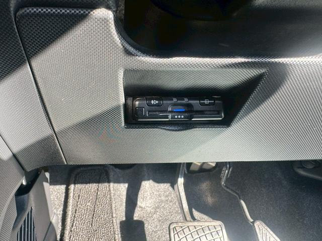 ロッキー Ｌ　ナビＴＶ　バックカメラ　衝突軽減システム　ＥＴＣ　クリアランスソナー　　シートヒーター　オートライト　スマートキー　電動格納ミラー　シートヒーター　新車保証書取説　修復歴無　第三者機関検査済（13枚目）