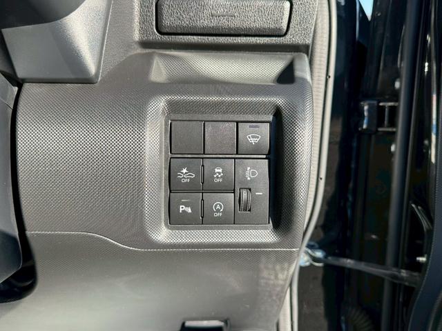 ロッキー Ｌ　ナビＴＶ　バックカメラ　衝突軽減システム　ＥＴＣ　クリアランスソナー　　シートヒーター　オートライト　スマートキー　電動格納ミラー　シートヒーター　新車保証書取説　修復歴無　第三者機関検査済（14枚目）