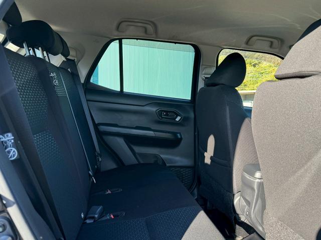 ロッキー Ｌ　ナビＴＶ　バックカメラ　衝突軽減システム　ＥＴＣ　クリアランスソナー　　シートヒーター　オートライト　スマートキー　電動格納ミラー　シートヒーター　新車保証書取説　修復歴無　第三者機関検査済（44枚目）