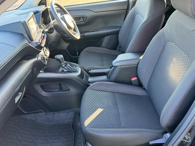 ロッキー Ｌ　ナビＴＶ　バックカメラ　衝突軽減システム　ＥＴＣ　クリアランスソナー　　シートヒーター　オートライト　スマートキー　電動格納ミラー　シートヒーター　新車保証書取説　修復歴無　第三者機関検査済（59枚目）