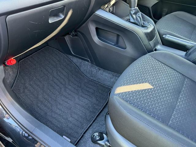 ロッキー Ｌ　ナビＴＶ　バックカメラ　衝突軽減システム　ＥＴＣ　クリアランスソナー　　シートヒーター　オートライト　スマートキー　電動格納ミラー　シートヒーター　新車保証書取説　修復歴無　第三者機関検査済（62枚目）