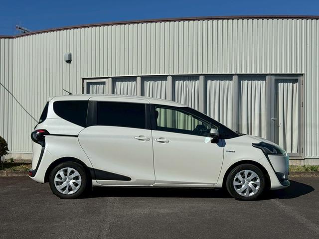 シエンタ ハイブリッドG 7人乗り ハイブリッド 検2年 禁煙車 純正ナビTV バックカメラ ETC レーンアシスト 衝突被害軽減システム 両側電動スライドドア オートマチックハイビーム 修復歴無 第三者機関検査済(21枚目)