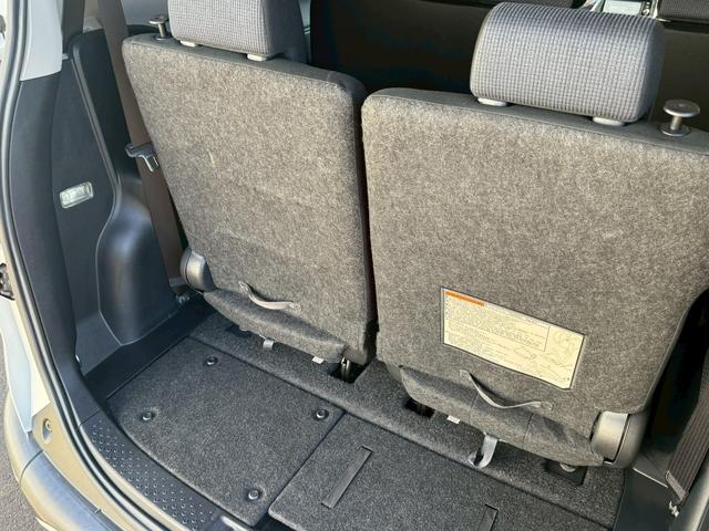 シエンタ ハイブリッドG 7人乗り ハイブリッド 検2年 禁煙車 純正ナビTV バックカメラ ETC レーンアシスト 衝突被害軽減システム 両側電動スライドドア オートマチックハイビーム 修復歴無 第三者機関検査済(26枚目)