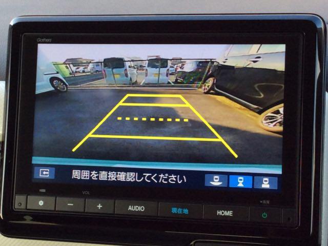 Ｌ　ＨｏｎｄａＳＥＮＳＩＮＧ新車保証試乗禁煙車　前席シートヒーター　記録簿　盗難防止装置　バックカメラ　フルセグ　オートクルーズコントロール　ベンチシート　パワーウィンドー　ＡＢＳ　パワステ　スマートキー(5枚目)