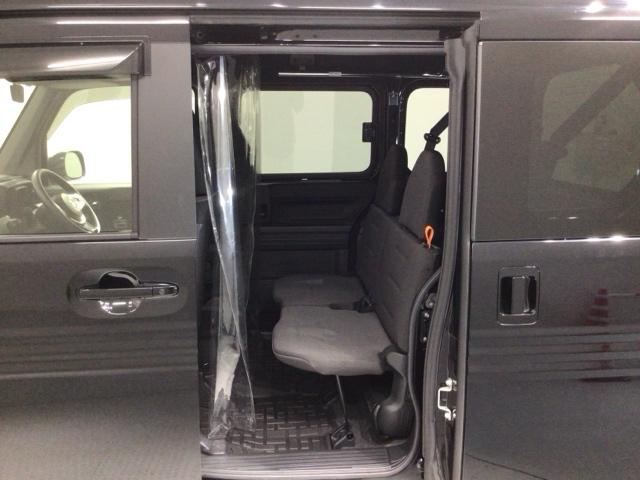 Ｎ－ＶＡＮ＋スタイル ファン・ターボ　ＨｏｎｄａＳＥＮＳＩＮＧ２年保証　エアバッグ　ワンオーナー　オートクルーズコントロール　盗難防止装置　Ｂカメラ　４ＷＤ　ＡＢＳ　オートエアコン　ターボ　パワーウィンドー　パワーステアリング　衝突軽減Ｂ（32枚目）
