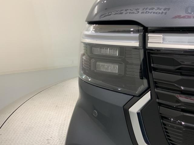 Ｎ－ＢＯＸカスタム ベースグレード　ＨＳＥＮＳＩＮＧ　新車保証試乗車　ワンオ－ナ－　ＵＳＢ接続　ＣＭＢＳ　禁煙　１オーナー　ベンチシート　オートエアコン　スマートキ　フルフラット　ＬＥＤ　盗難防止装置　クルコン　ＥＴＣ　バックカメラ（8枚目）