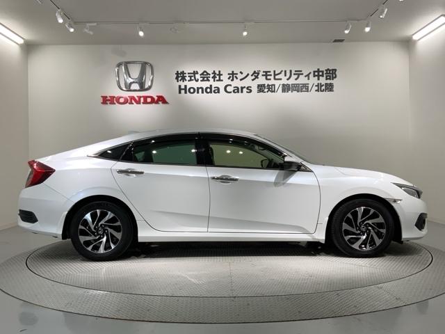 シビック セダン　ＨＳＥＮＳＩＮＧ　最長５年保証　ワンオ－ナ－　サイドエアバッグ　ワンオーナー車　ＤＶＤ視聴可能　横滑り防止装置　地デジＴＶ　リアカメラ　クルーズコントロール　スマキー　前席シートヒーター　ＡＢＳ（47枚目）