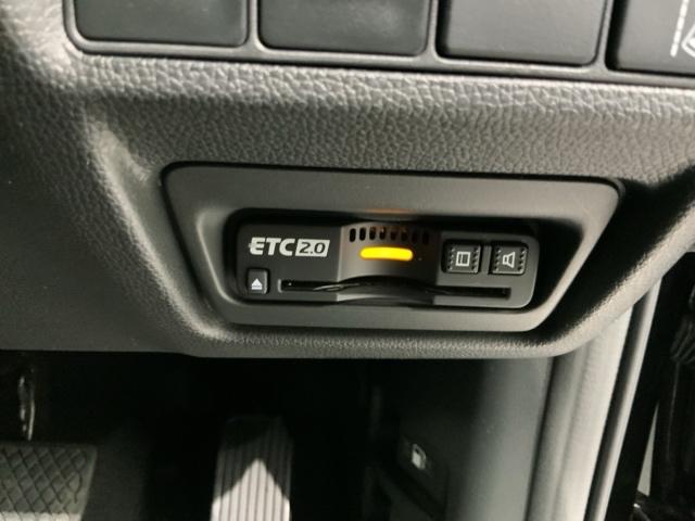 ステップワゴンスパーダ スパーダホンダセンシング　最長５年保証ワンオーナーナビＴＶ　盗難防止　助手席エアバッグ　ワンオーナ－　Ｗパワスラ　記録簿有　リアオートエアコン　地デジ　ＬＥＤライト　横滑り防止システム　オートエアコン　リアカメラ　ＵＳＢ（12枚目）