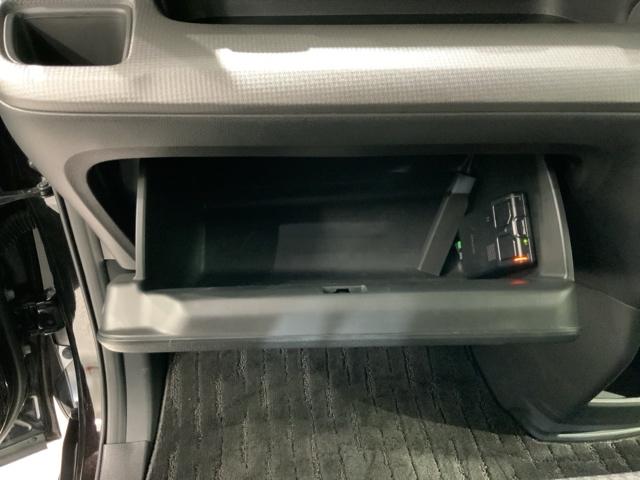 ステップワゴンスパーダ スパーダホンダセンシング　最長５年保証ワンオーナーナビＴＶ　盗難防止　助手席エアバッグ　ワンオーナ－　Ｗパワスラ　記録簿有　リアオートエアコン　地デジ　ＬＥＤライト　横滑り防止システム　オートエアコン　リアカメラ　ＵＳＢ（25枚目）