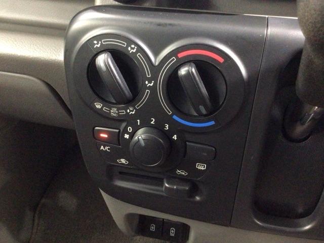 スクラム バスター 1年保証 ワンオ-ナ- ナビCN-HA02WD TV Rカメラ DVD ドラレコ フォグライト 横滑り防止 アルミ キーレスキー 盗難防止装置 整備記録簿 ドアバイザ- AAC エアバック VSC(9枚目)