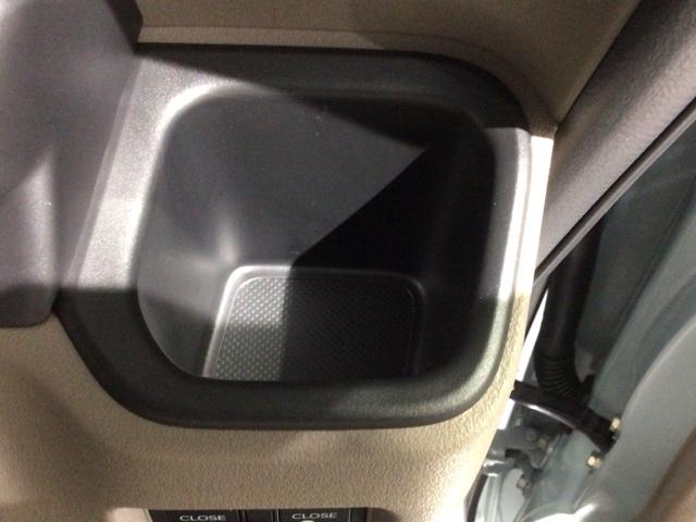 N-BOXジョイ ターボ H SENSING 2ト-ン 新車保証 試乗車 ワンオーナー Rカメラ BTオ-ディオ シートヒーター ETC LEDライト VSA 両側電動ドア クルコン スマートキー 盗難防止装置 整備記録簿(29枚目)