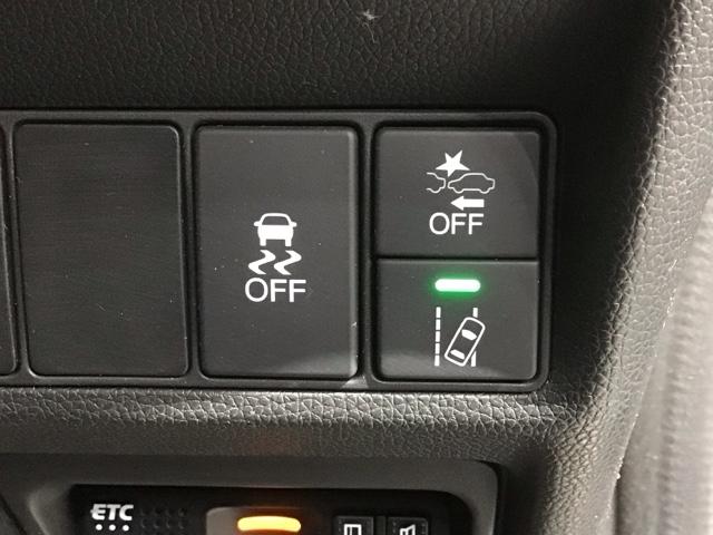 ステップワゴンスパーダ スパーダホンダセンシング 最長5年保証 ワンオーナー ナビLXM-197VFNI TV Rカメラ CD録音 BTオーディオ DVD ドラレコ LEDライト フォグライト VSA クルコン アルミ スマ-トキ- 盗難防止装置(14枚目)